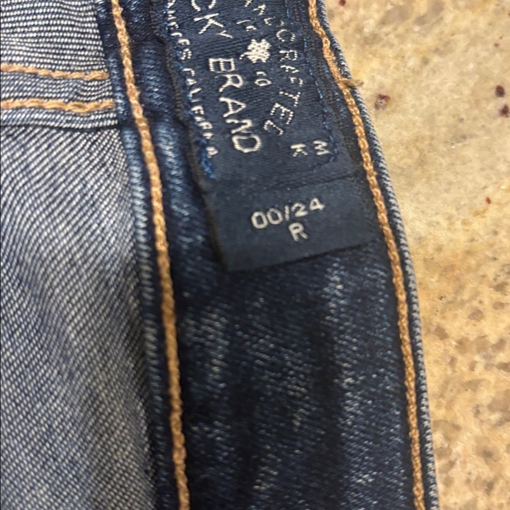 Lucky Brand Dark Blue Skinny Jeans. They are Lolita Skinny Jeans - Picture 15 of 16